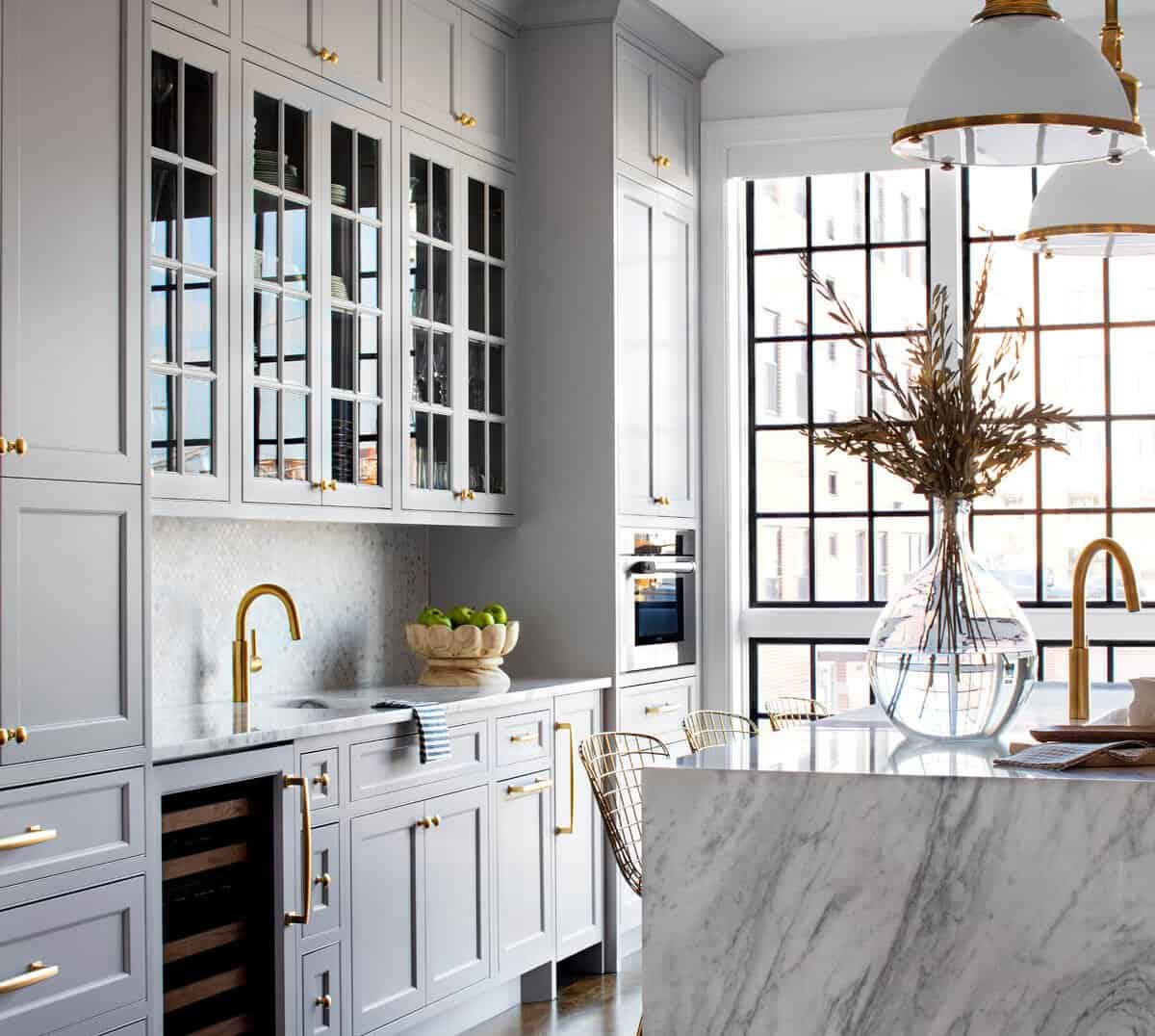 Transform your kitchen with a Mitter island countertop. Discover the perfect blend of beauty and durability